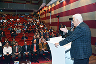 G&uuml;r&uuml;n, Osman