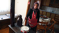 Karag&ouml;l, Nuray