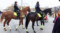Taksim'de Atlı Polis