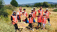 &Ccedil;ocuklar TEMA Vakfıyla Meyvve Fidanı Diktiler