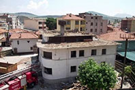 Balıkesir'de Leylekler İ&ccedil;in Elektrikleri Kestiler