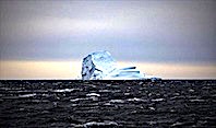 Antarktika'da Eriyen Buzullar